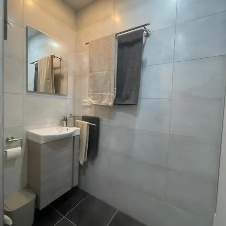 See- & Bergblick 58 Mit Beheiztem Indoor-pool *